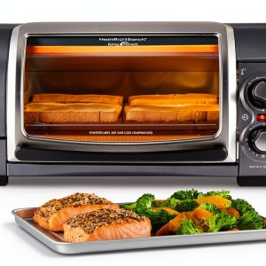 Hamilton Beach 4-Slice Toaster Oven Silver Roll Top Door-0